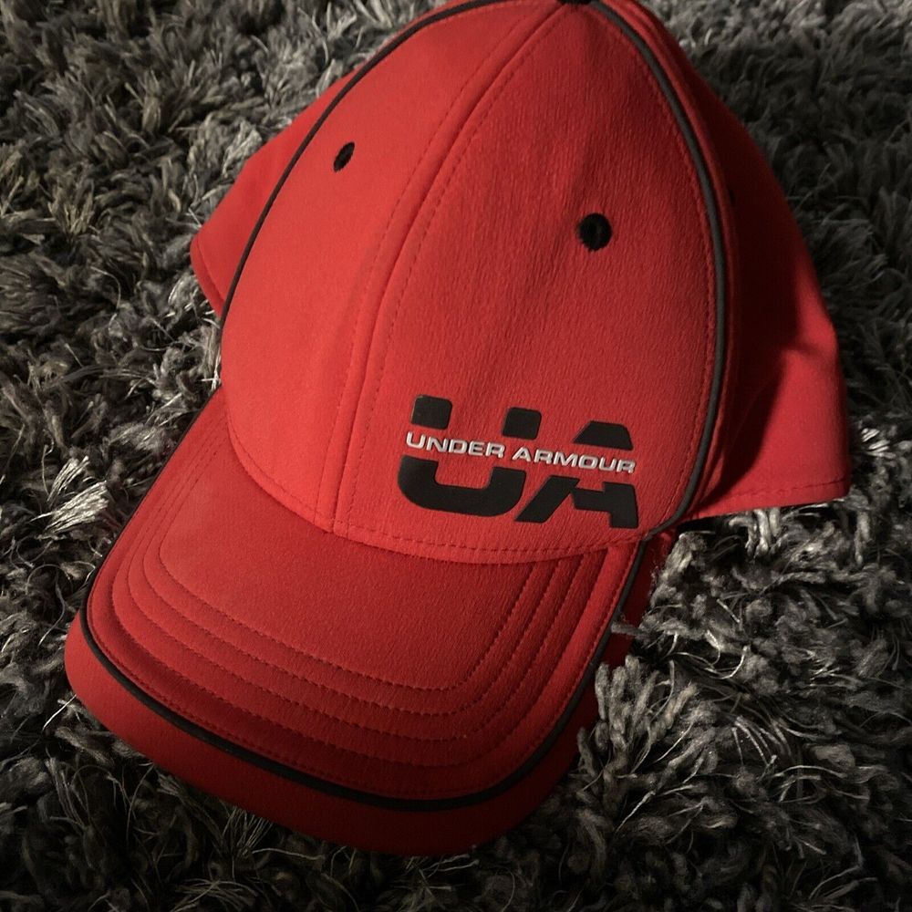 Under Armour Red And Black Hat Size LG/XL - Picture 5 of 5